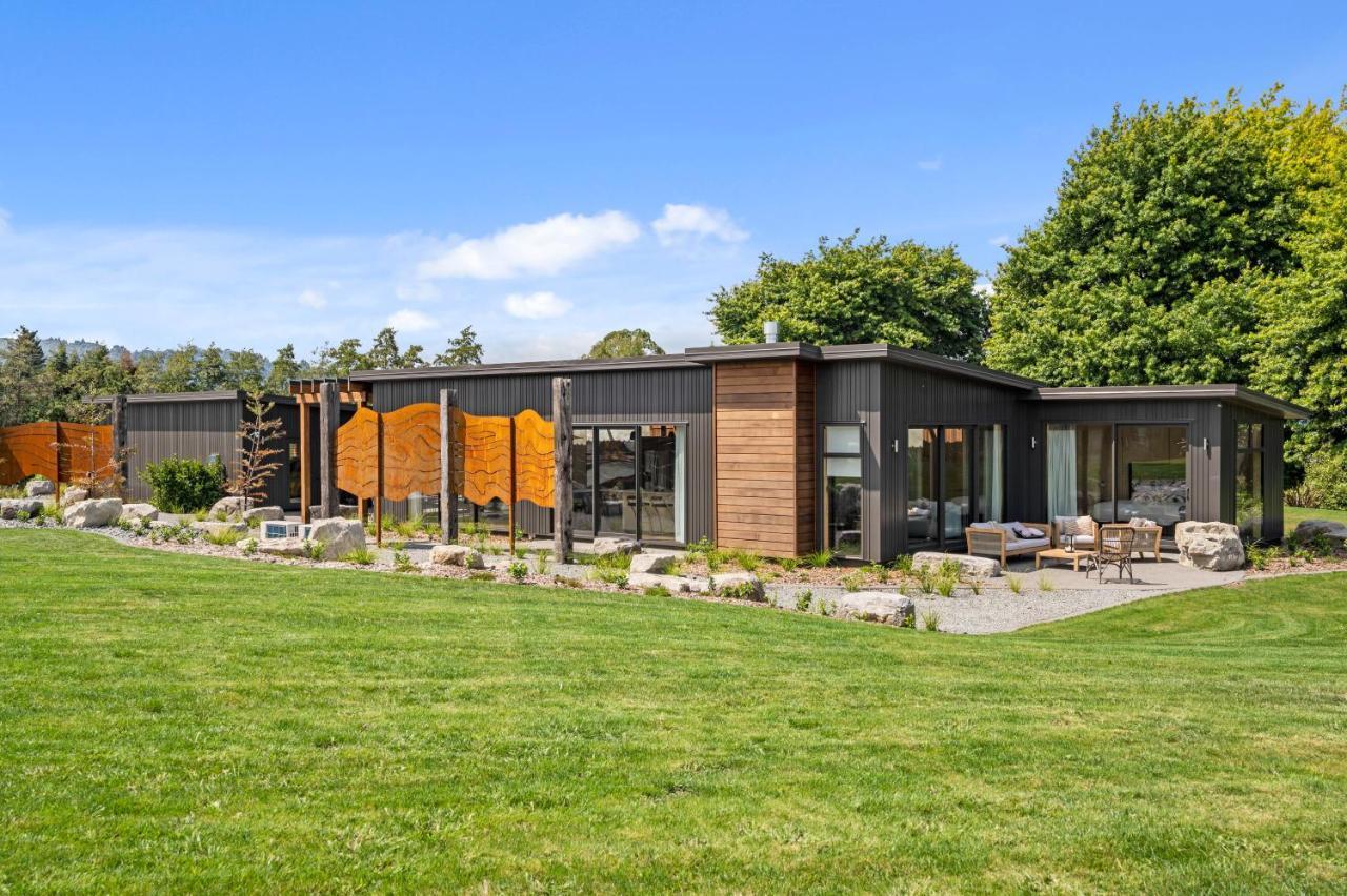 Toka Ridge Villa